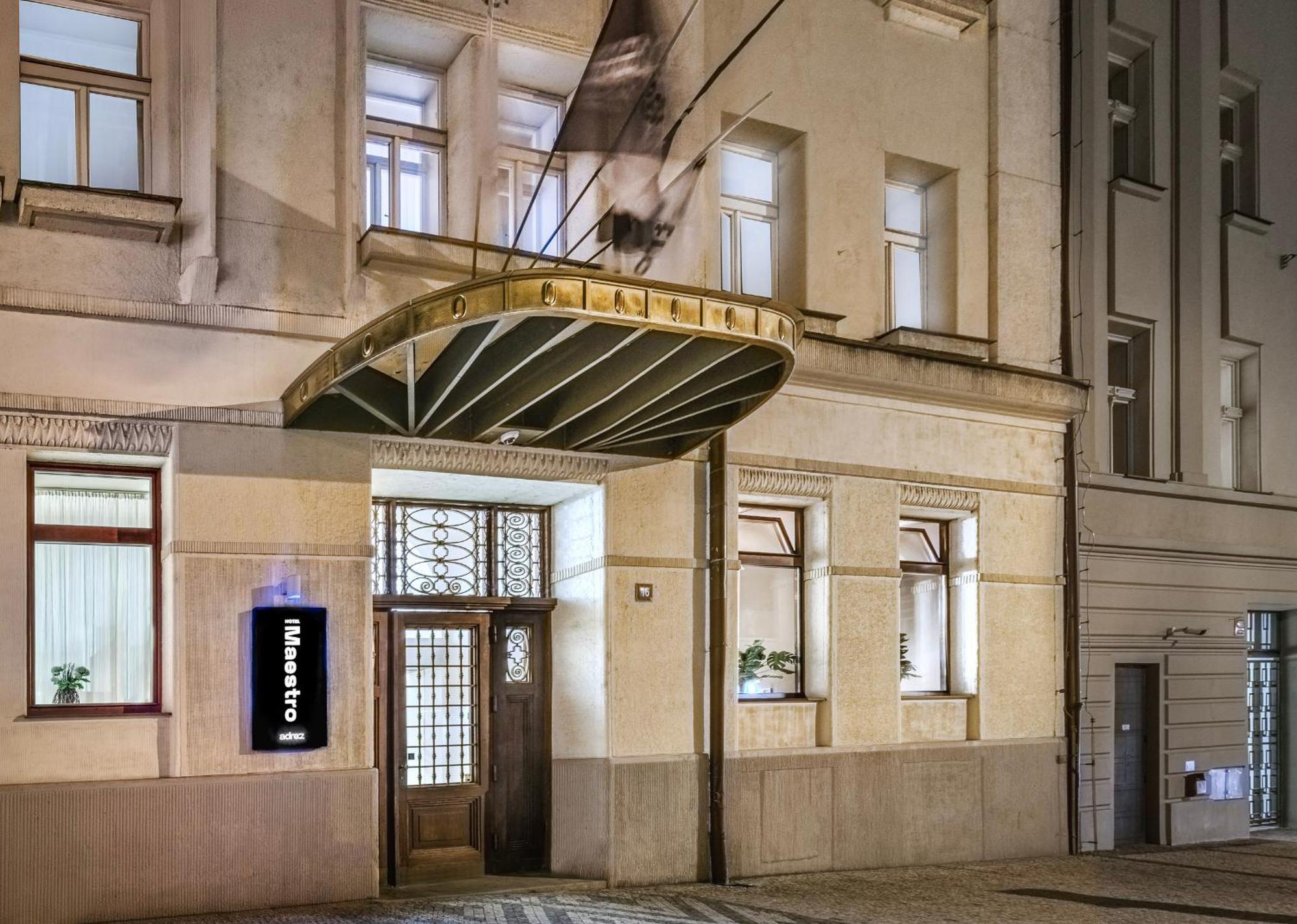 Hotel Maestro By Adrez Praha Bagian luar foto